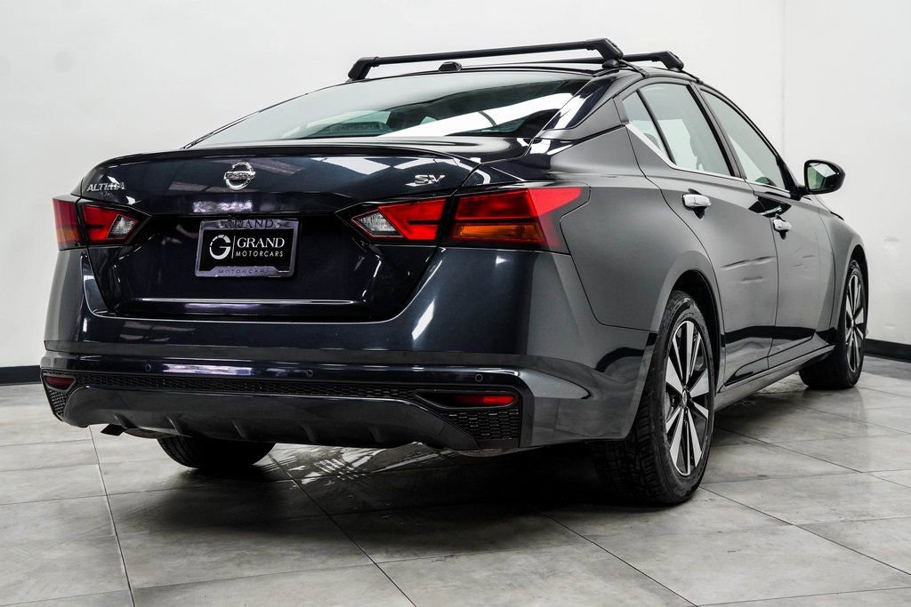 Used 2022 Nissan Altima 2.5 SV FWD image 12