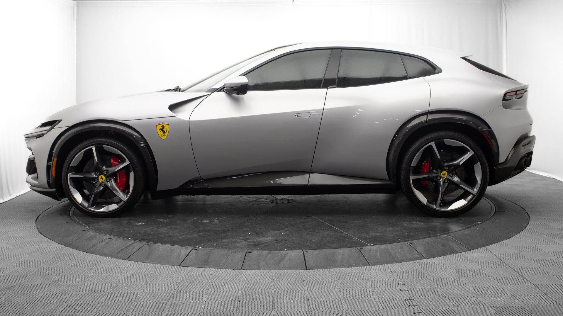 Used 2025 Ferrari Purosangue AWD/4WD image 6