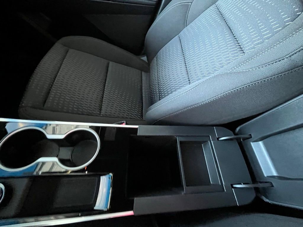 New 2026 Chevrolet Equinox LT w/ Safety and Technology Package FWD image 21