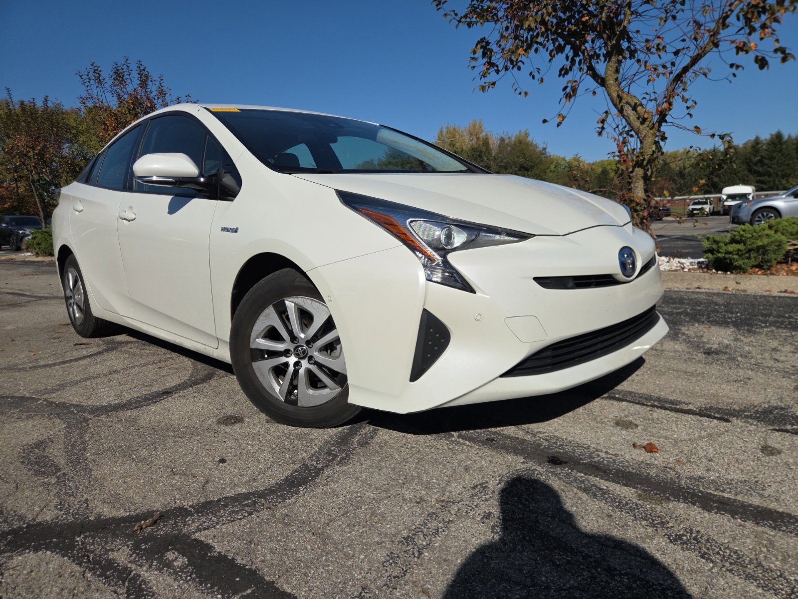 Used 2018 Toyota Prius Two w/ Prius Two Safety Plus Package FWD image 21