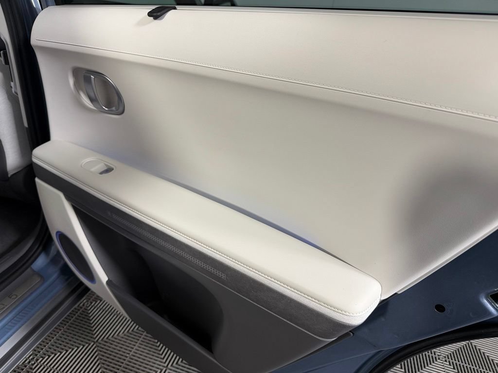 Used 2024 Hyundai Ioniq 5 Limited RWD image 33