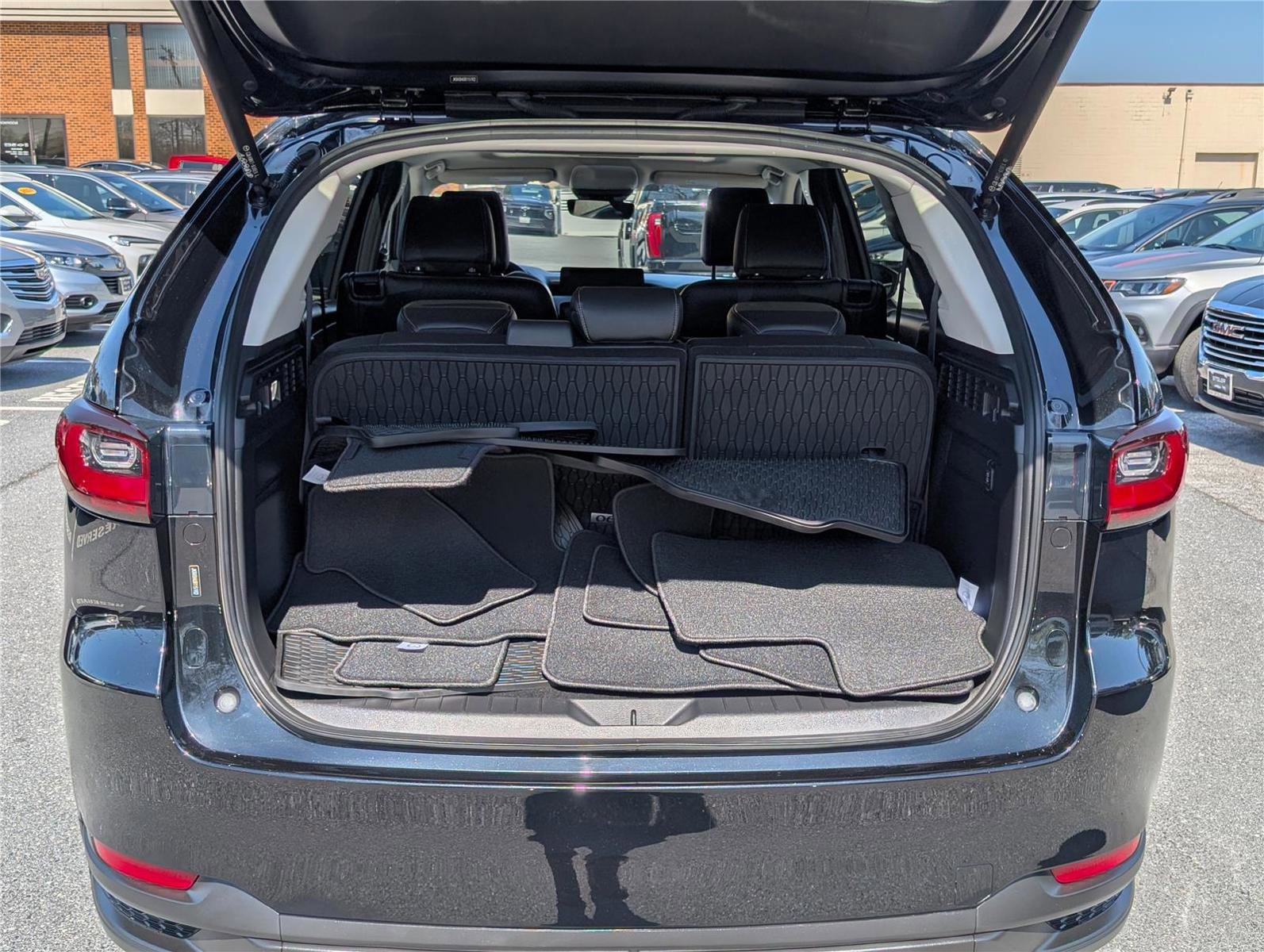 Used 2024 MAZDA CX-90 Plug-In Hybrid w/ Preferred image 15