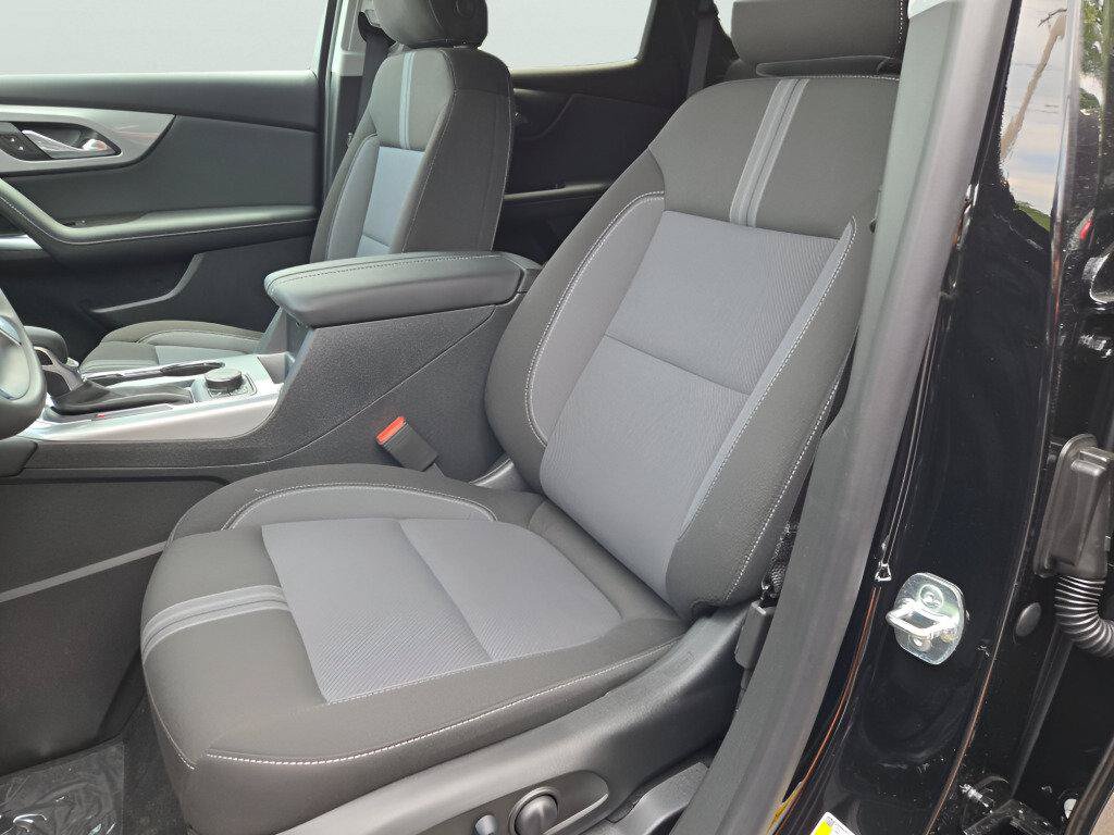 New 2026 Chevrolet Blazer LT w/ Convenience Package AWD/4WD image 28