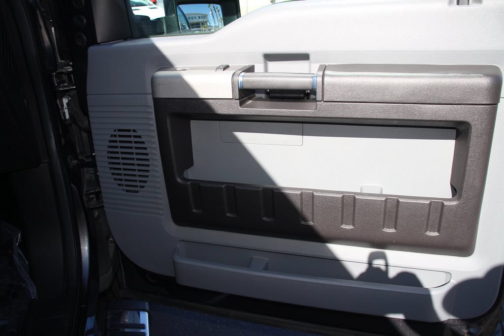 Used 2016 Ford F250 XLT w/ XLT Value Package AWD/4WD image 25