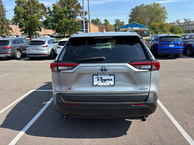 Used 2022 Toyota RAV4 LE AWD/4WD image 28