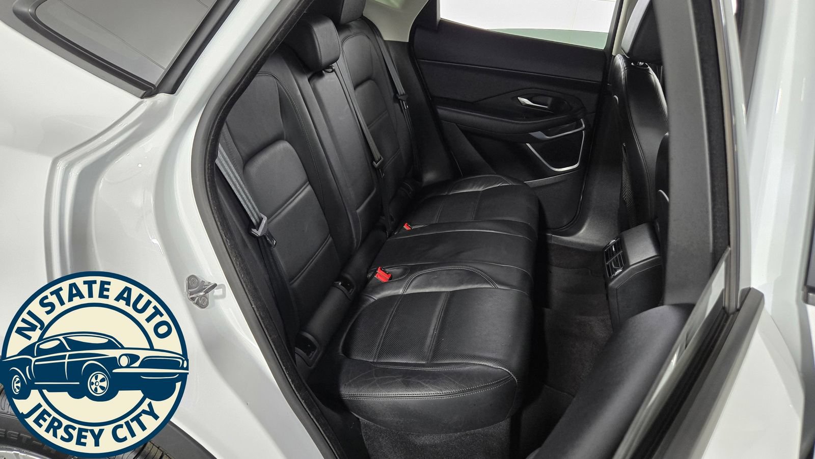 Used 2019 Jaguar E-PACE S AWD/4WD image 39