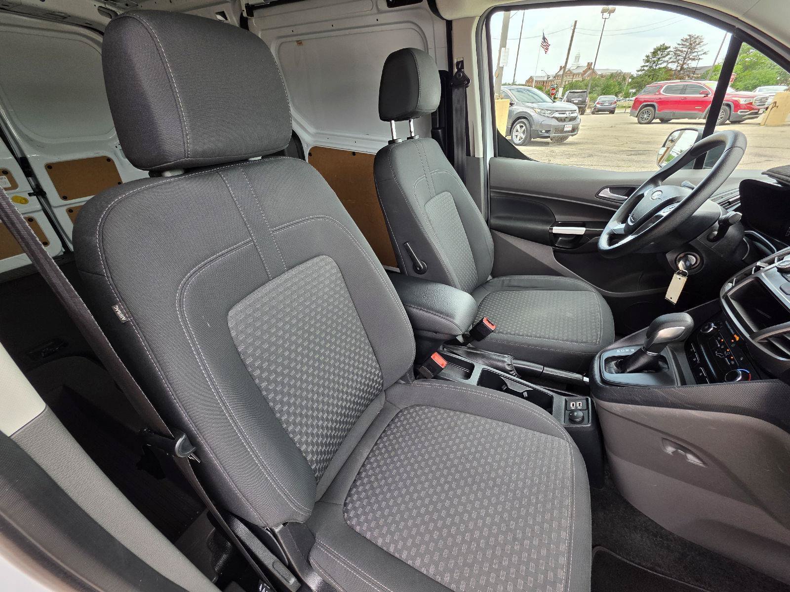 Used 2020 Ford Transit Connect XLT FWD image 24
