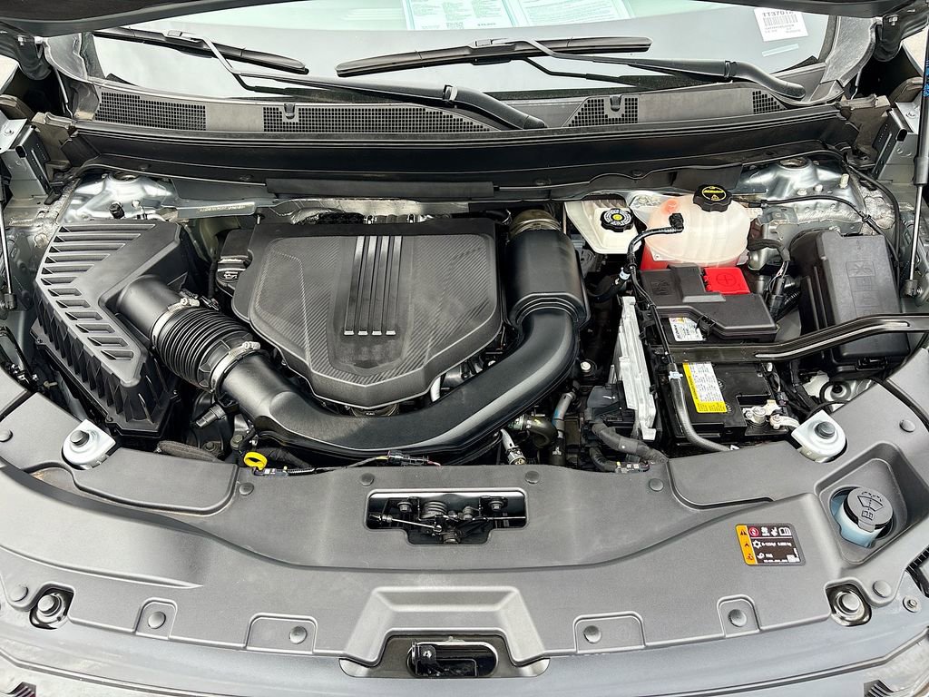 Used 2024 GMC Acadia Elevation w/ Trailering Package image 29