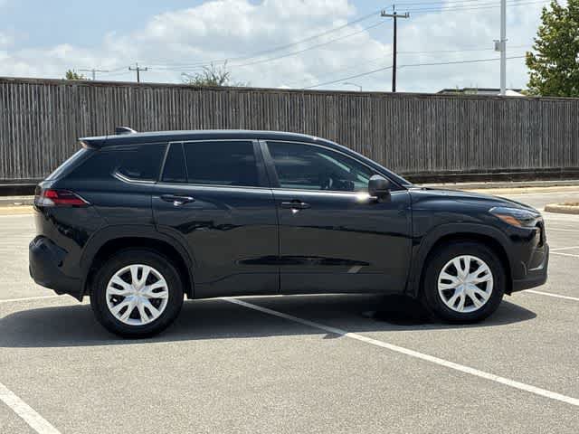 Used 2026 Toyota Corolla Cross L FWD image 7