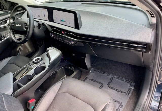 Used 2024 Kia EV6 Wind RWD image 16