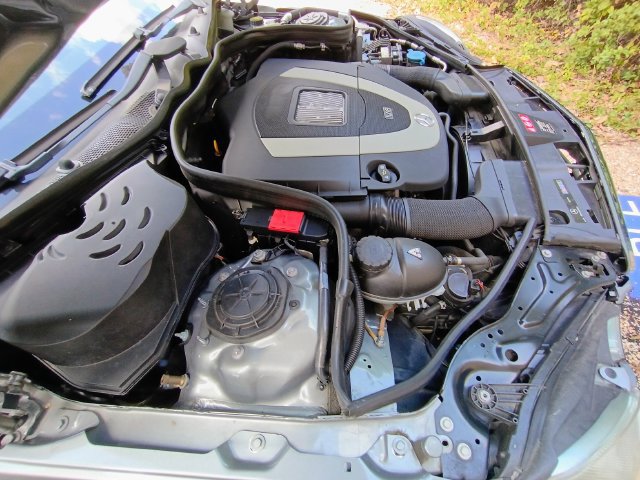 Used 2010 Mercedes-Benz E 350 Sedan image 75