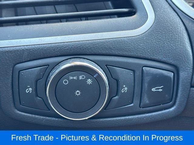 Used 2018 Ford Edge SEL w/ Equipment Group 201A FWD image 18