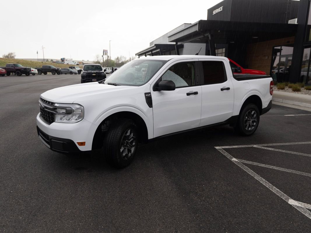 Used 2022 Ford Maverick XLT image 3