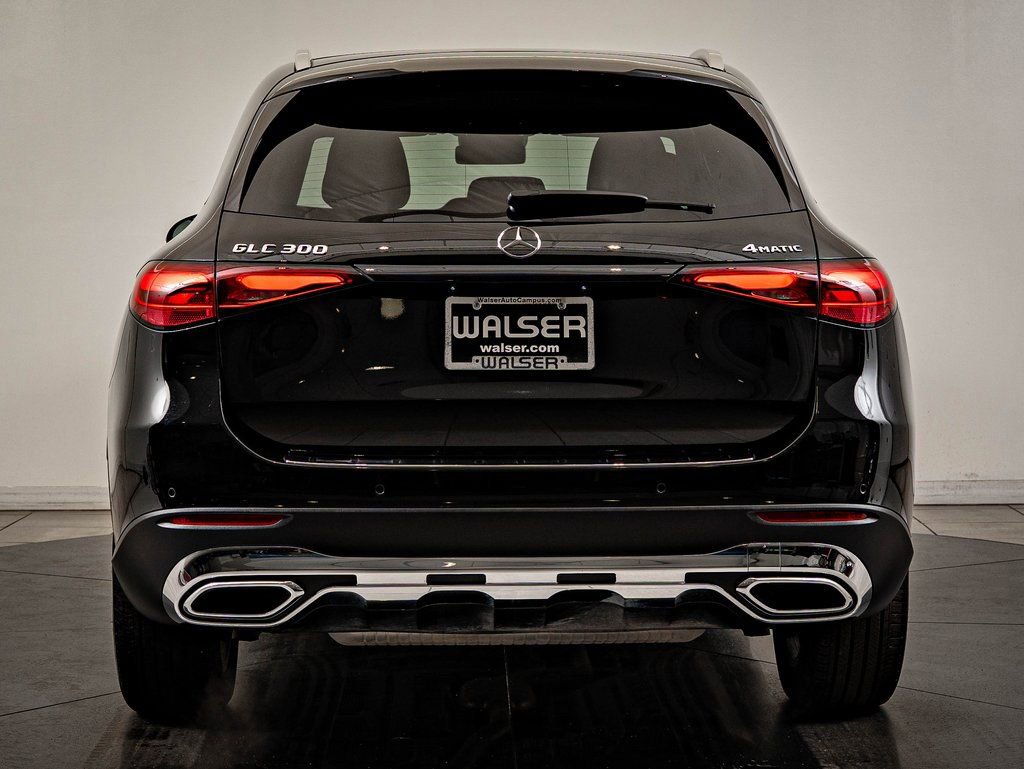 Certified 2025 Mercedes-Benz GLC 300 4MATIC image 7