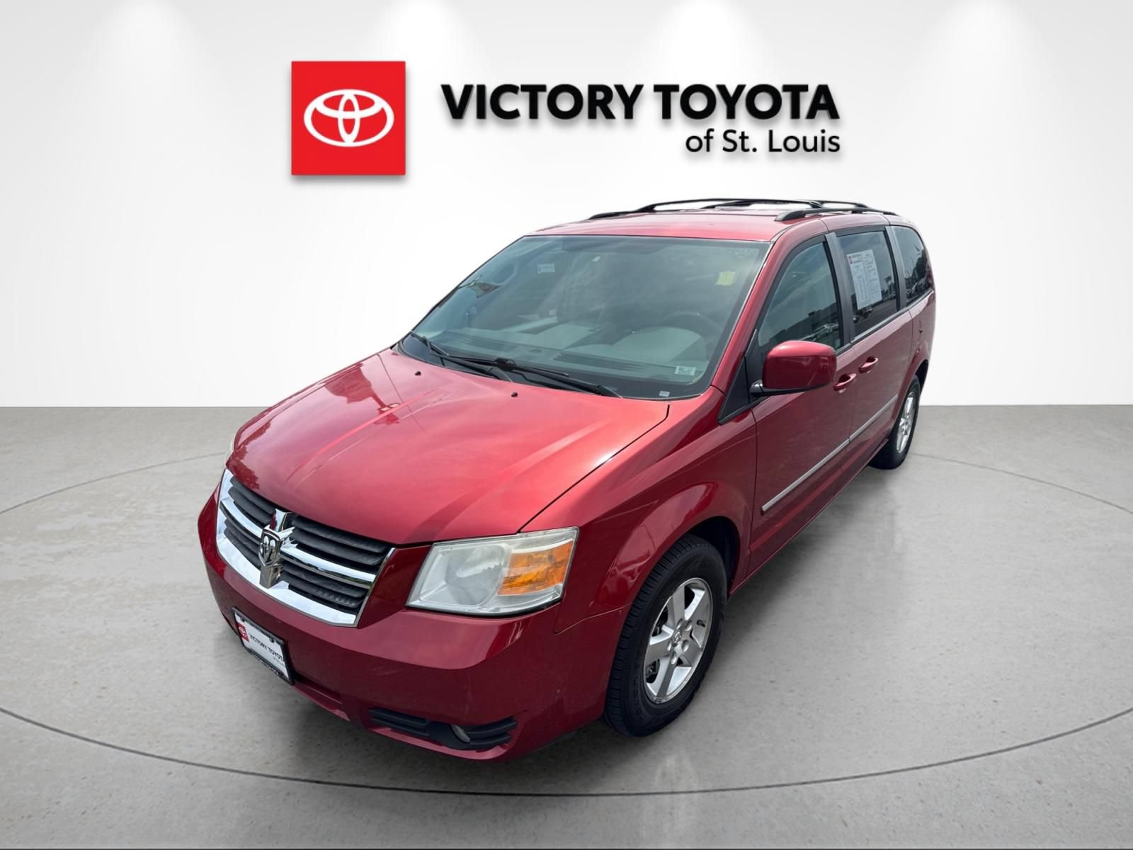 Used 2008 Dodge Grand Caravan SXT w/ Entertainment Group 2 FWD image 7