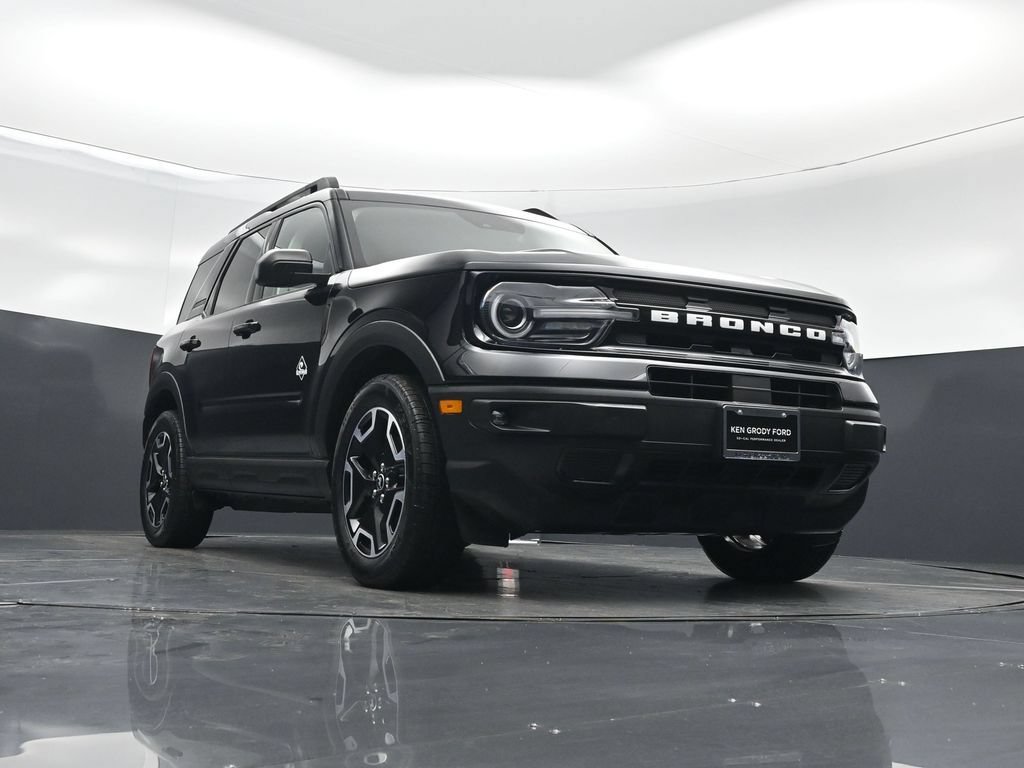 Used 2023 Ford Bronco Sport Outer Banks w/ Tech Package AWD/4WD image 74