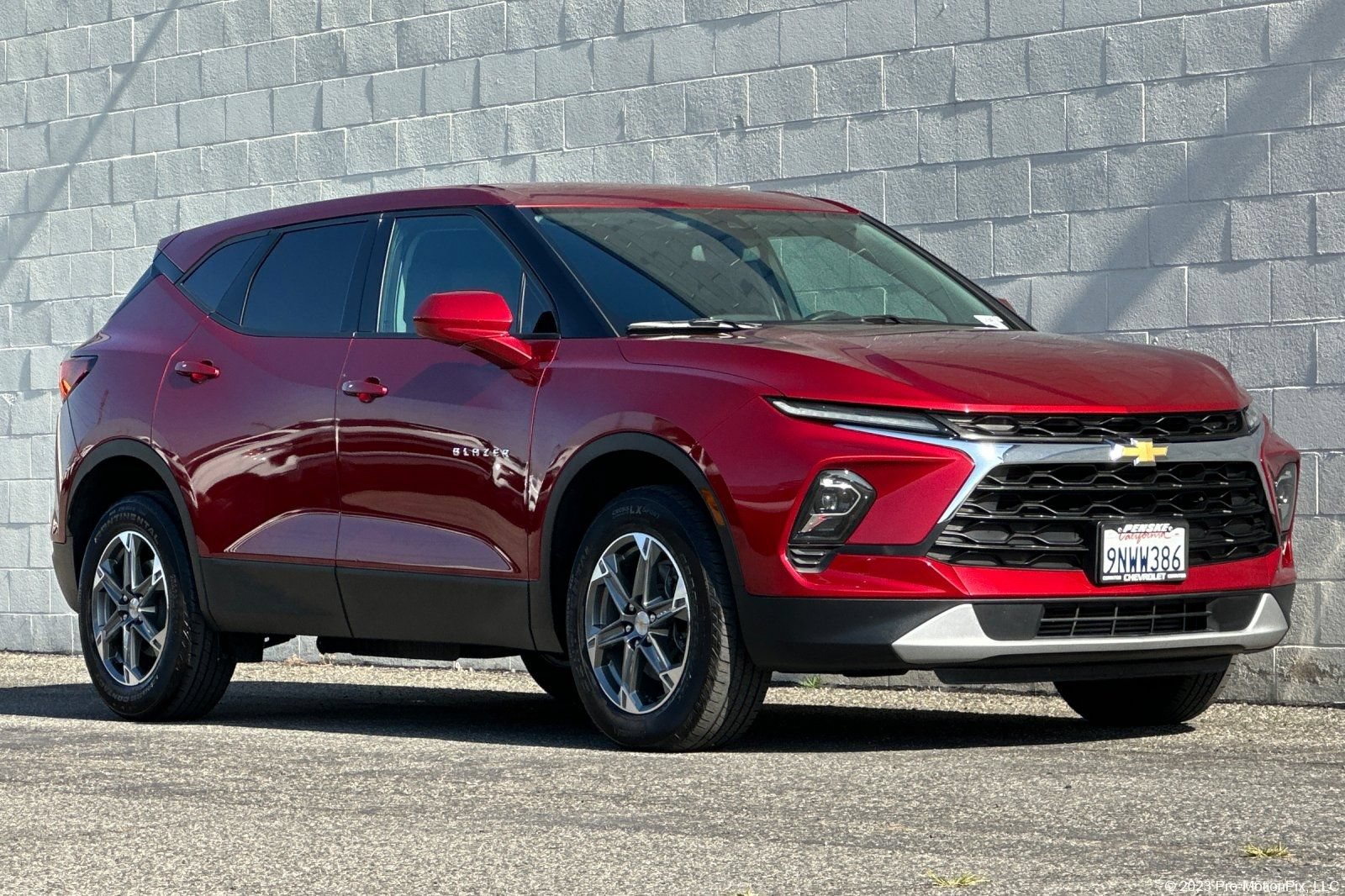 Certified 2024 Chevrolet Blazer LT FWD image 1