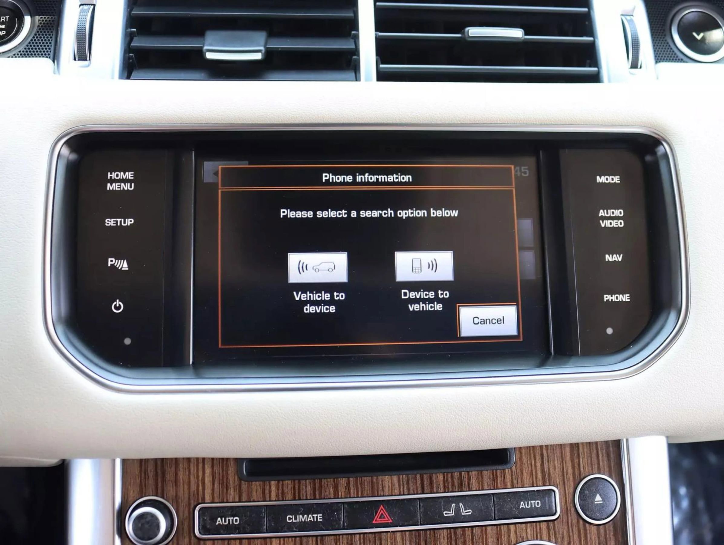 Used 2014 Land Rover Range Rover Sport Supercharged image 24