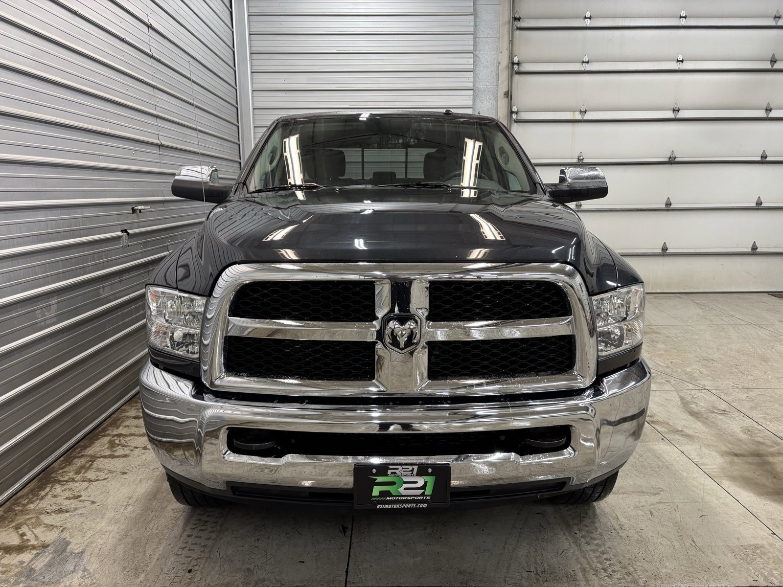 Used 2017 RAM 2500 SLT image 2