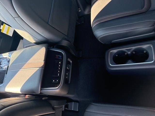 New 2026 Nissan Armada SL w/ Captain's Chari Seat Package RWD image 15