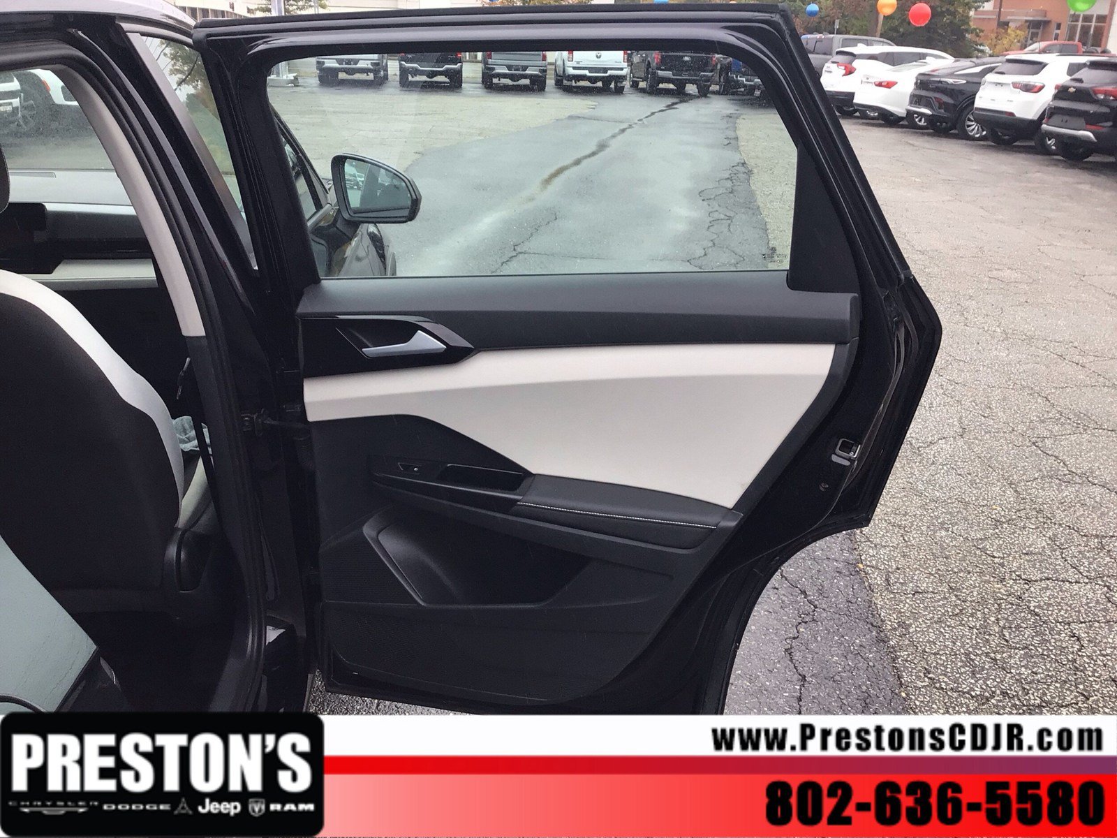 Used 2025 Volkswagen Taos S AWD/4WD image 11