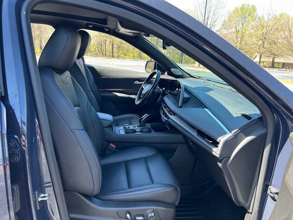 Used 2024 Cadillac XT4 Sport w/ Cold Weather Package image 49