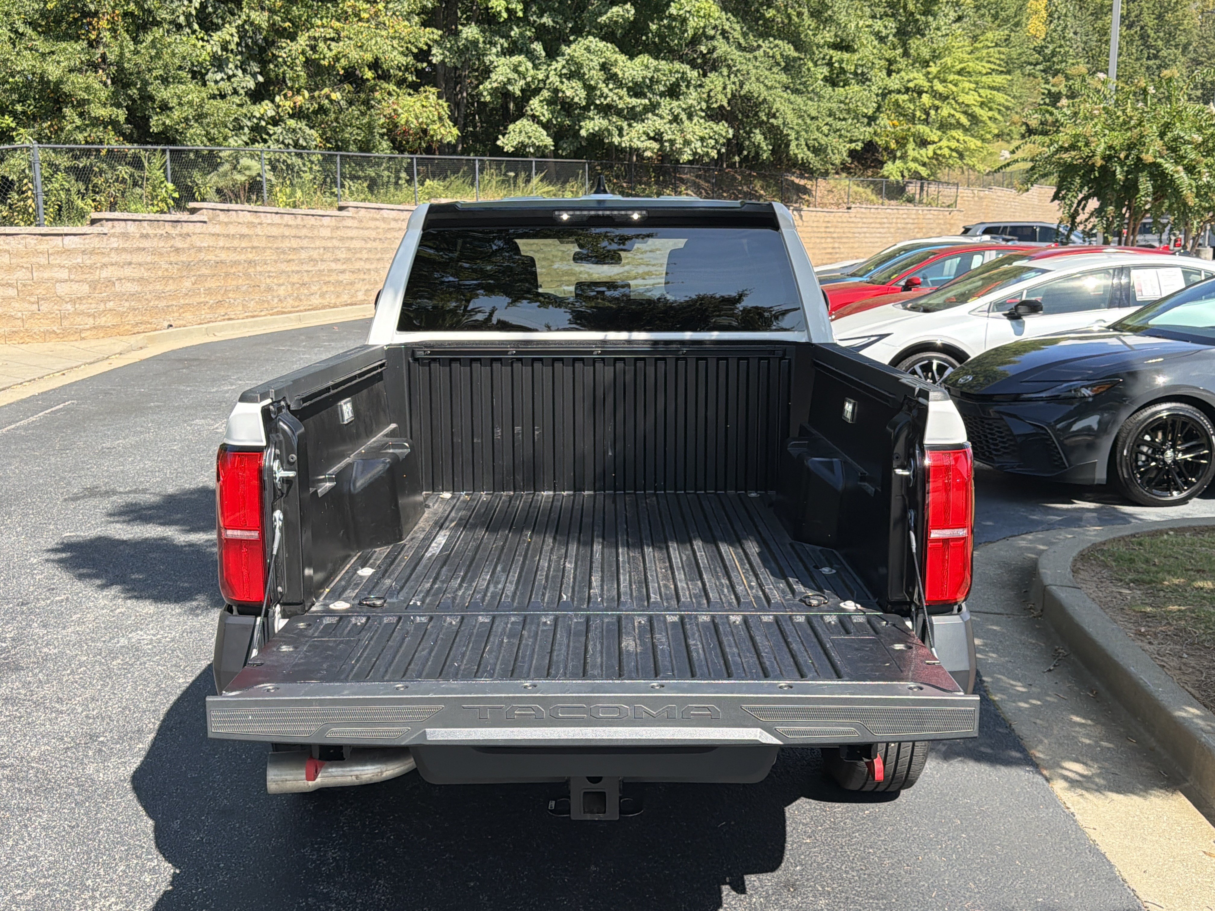 Used 2025 Toyota Tacoma SR RWD image 18