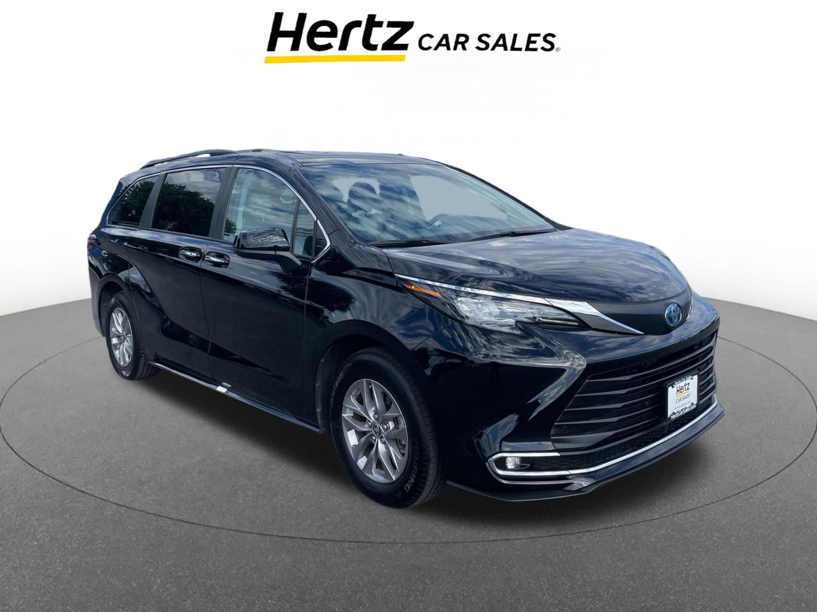 Used 2024 Toyota Sienna XLE