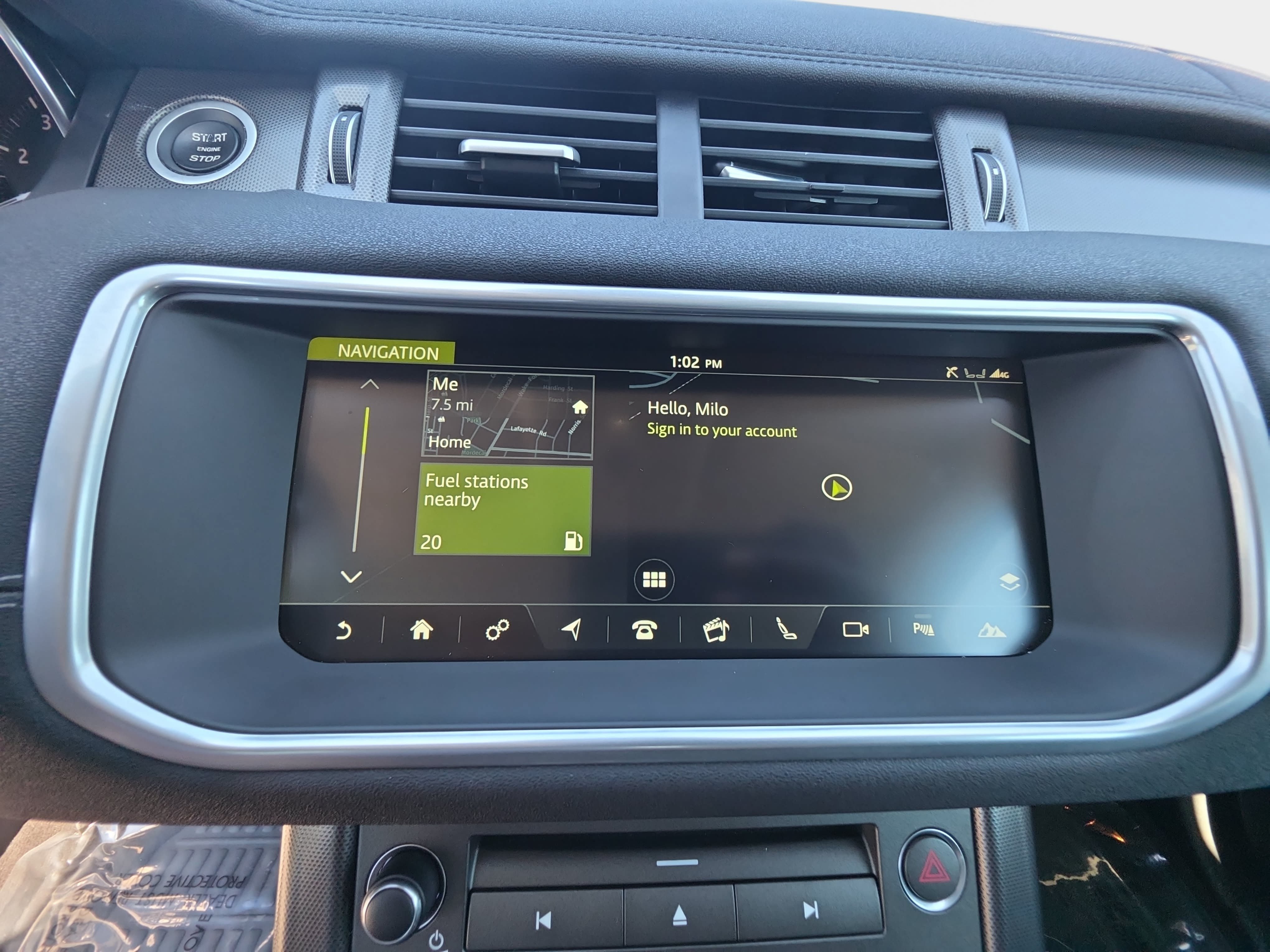 Used 2018 Land Rover Range Rover Evoque SE AWD/4WD image 23
