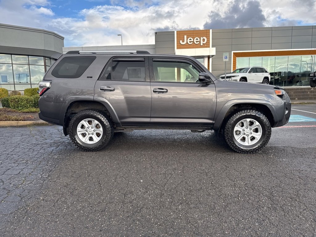 Used 2019 Toyota 4Runner SR5 Premium image 8