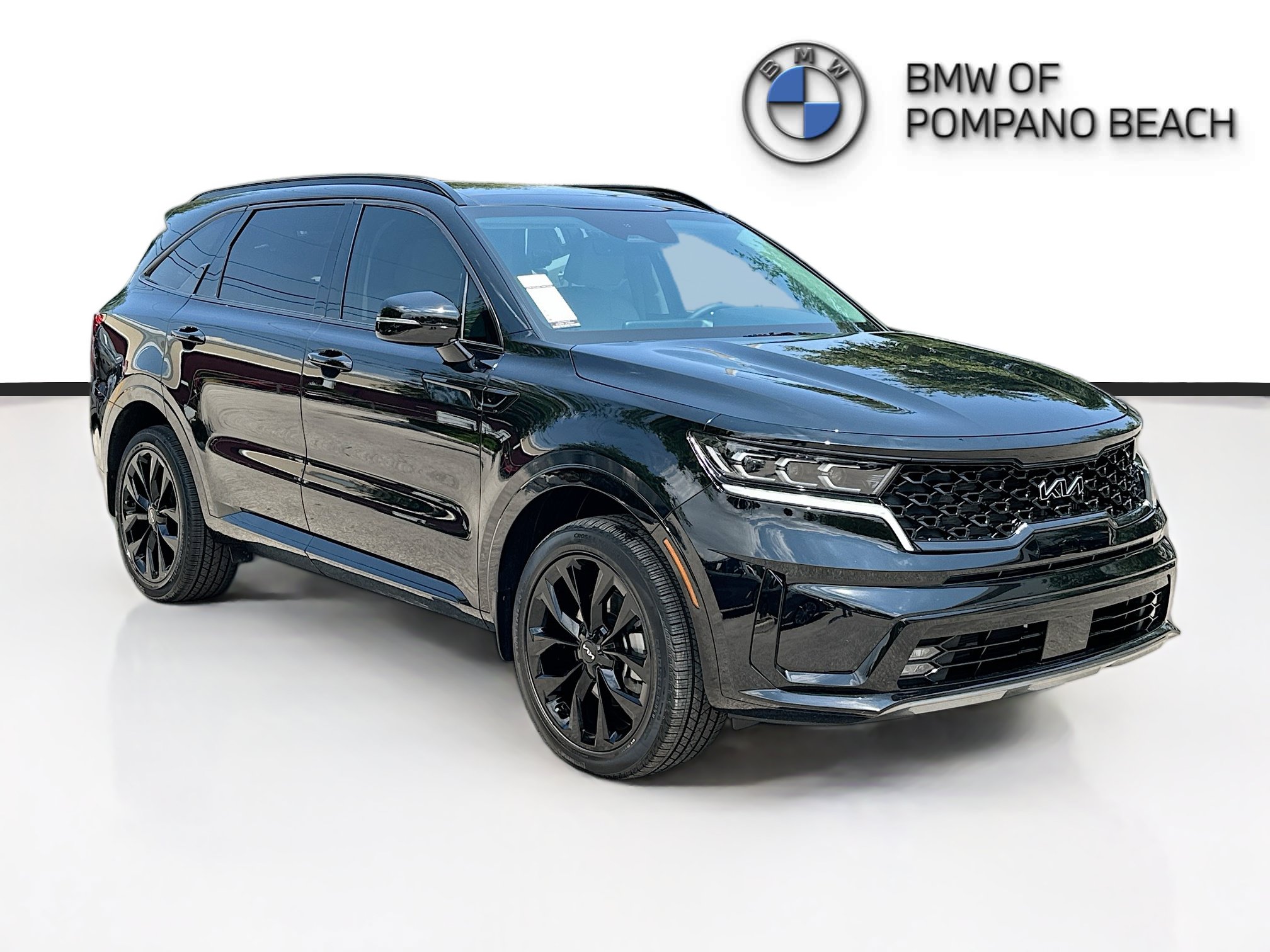 Used 2023 Kia Sorento SX AWD/4WD image 1