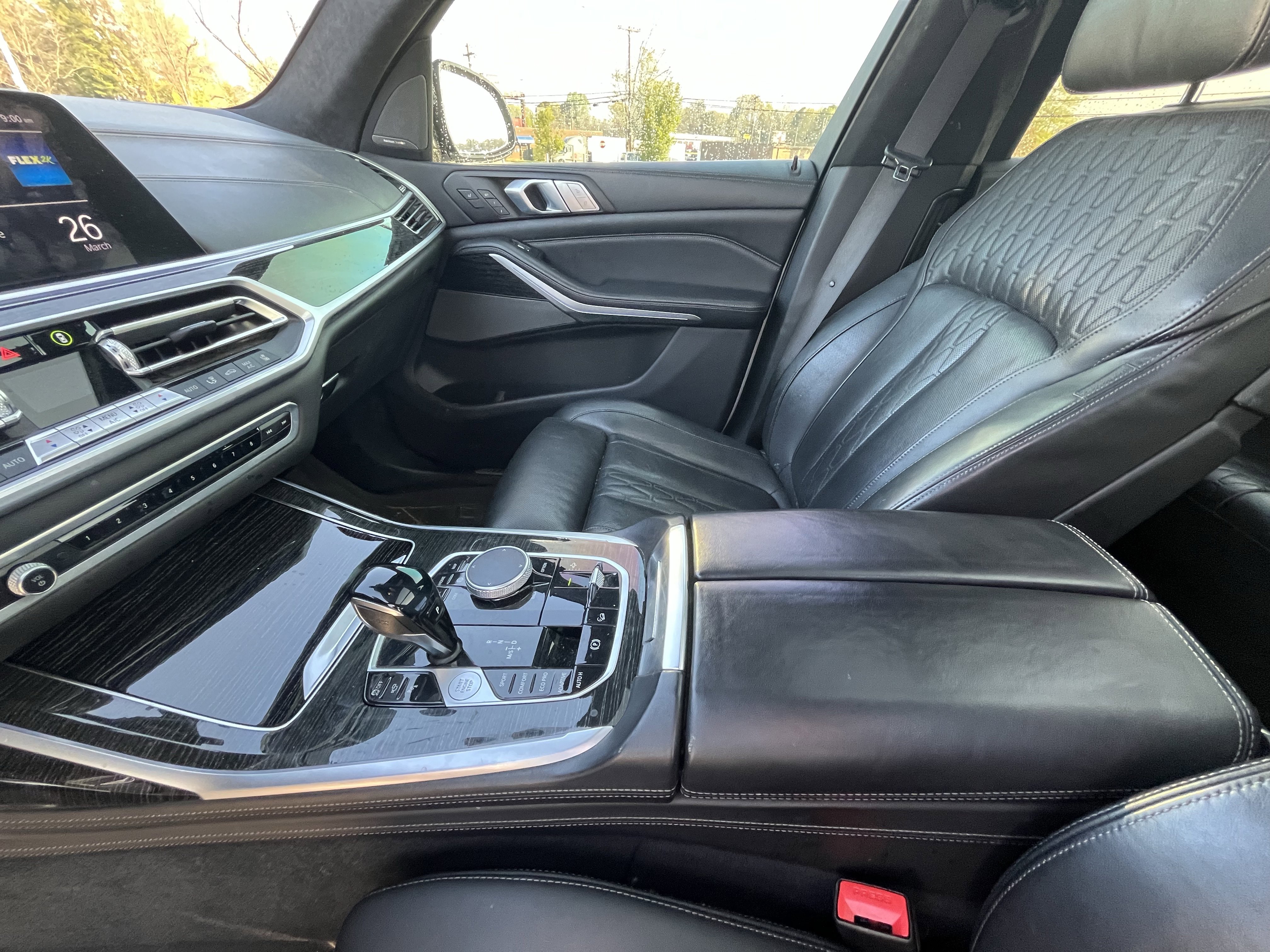 Used 2021 BMW X7 xDrive40i w/ M Sport Package image 23