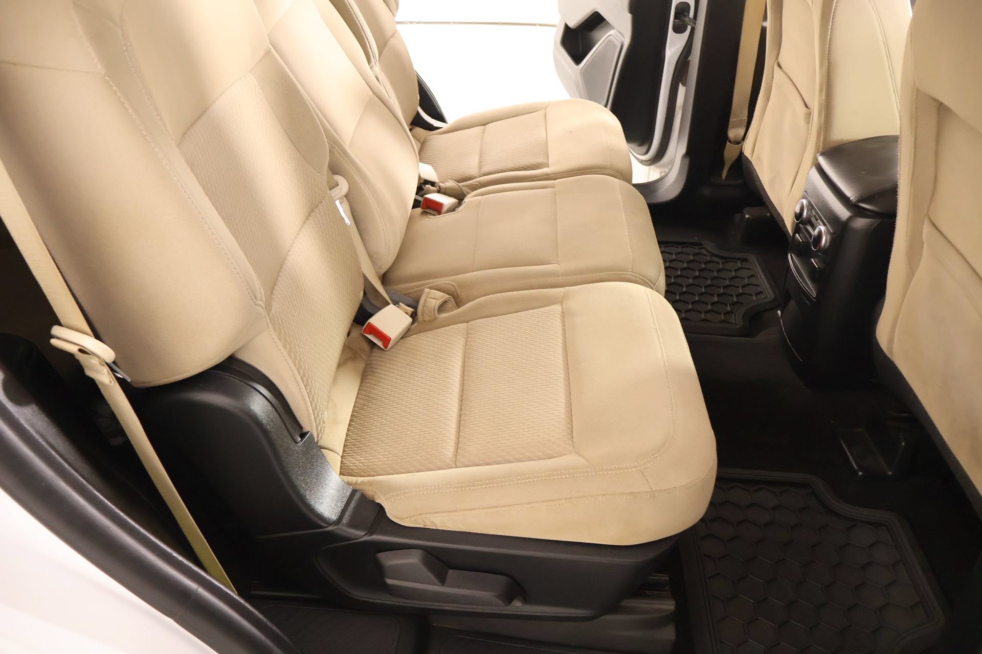 Used 2021 Ford Explorer 2WD image 14