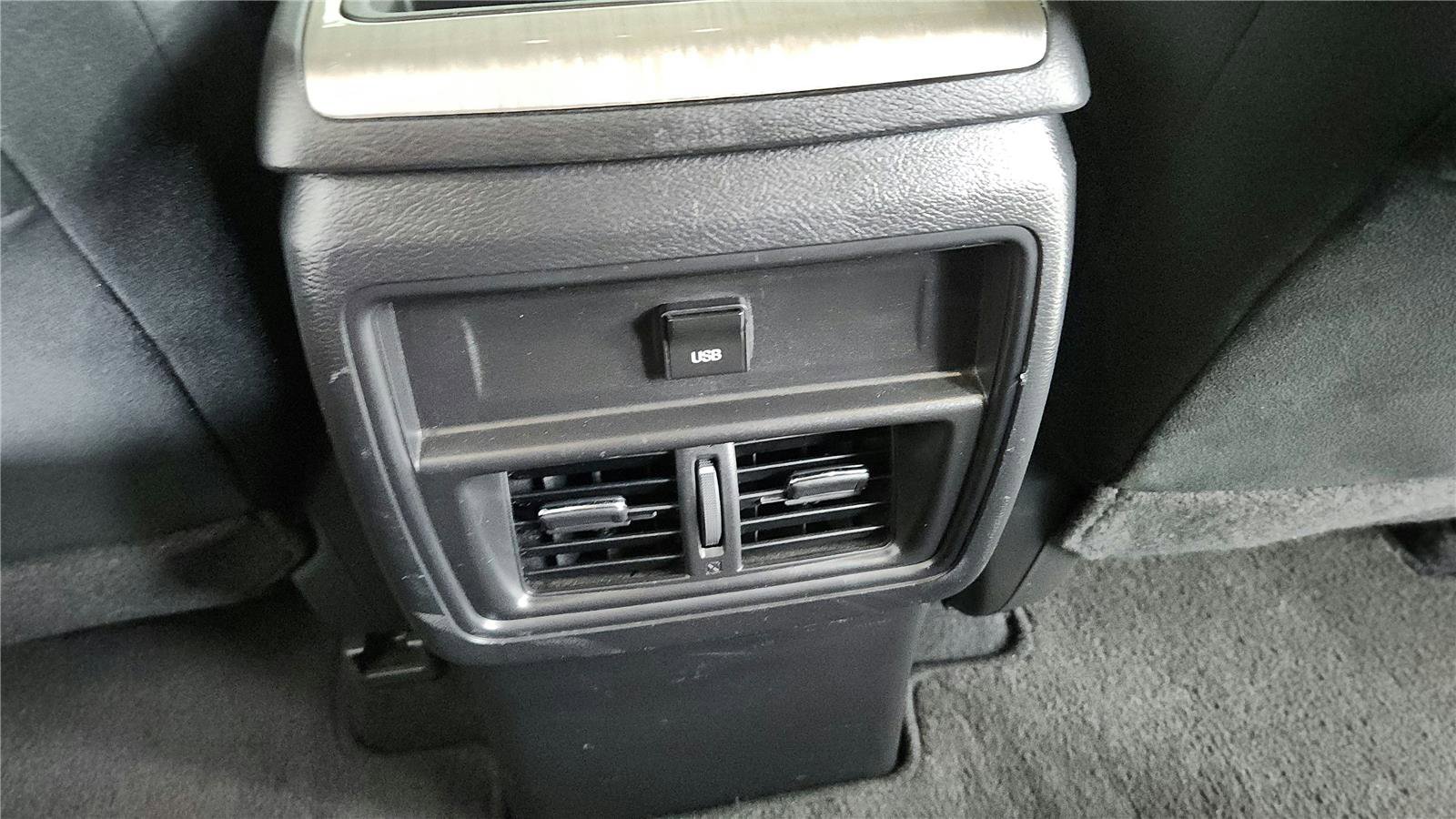 Used 2018 Nissan Murano S image 15