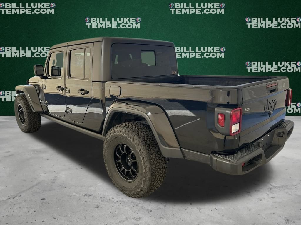 Used 2022 Jeep Gladiator Willys image 10
