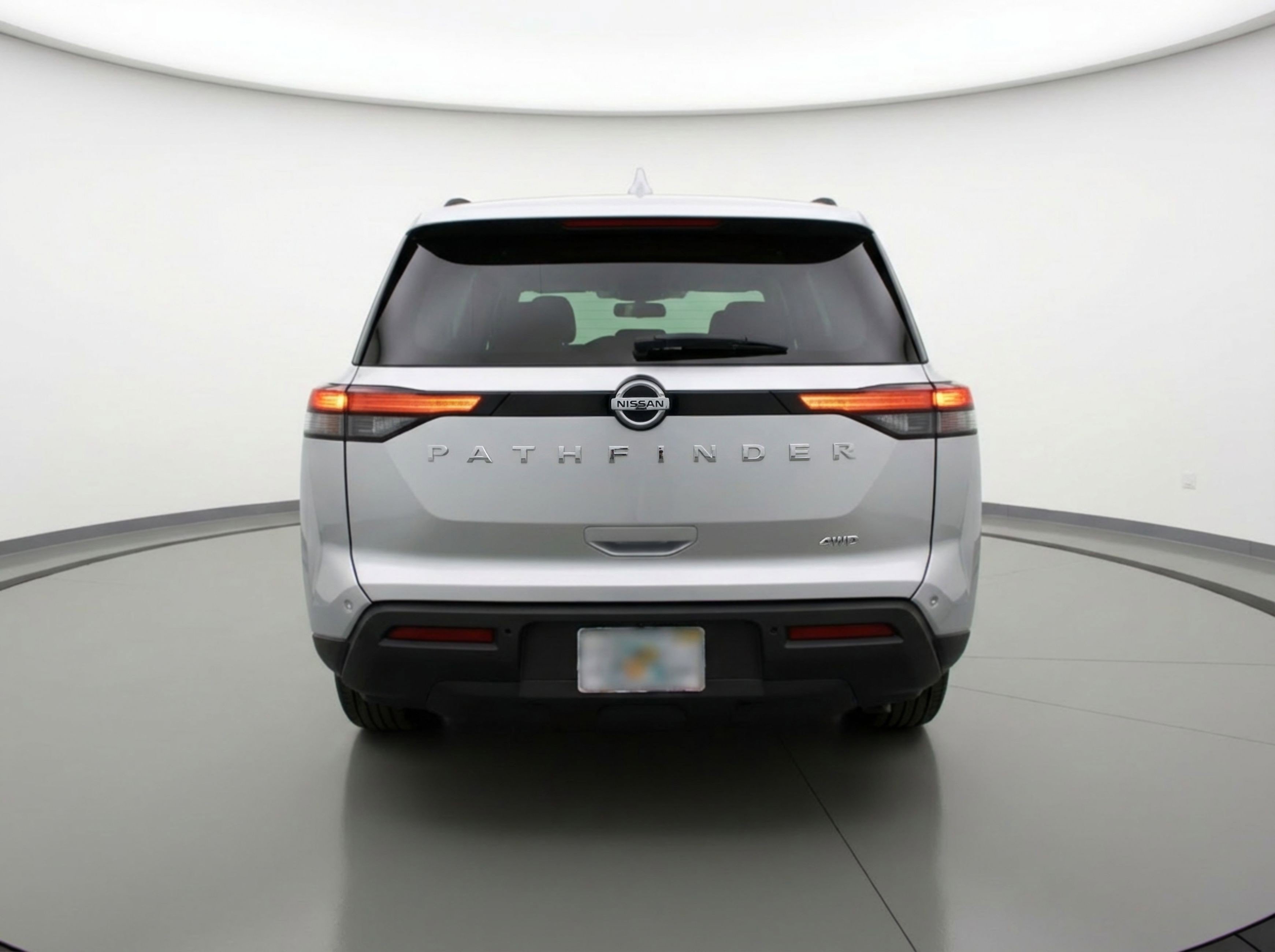 Used 2025 Nissan Pathfinder SV image 7