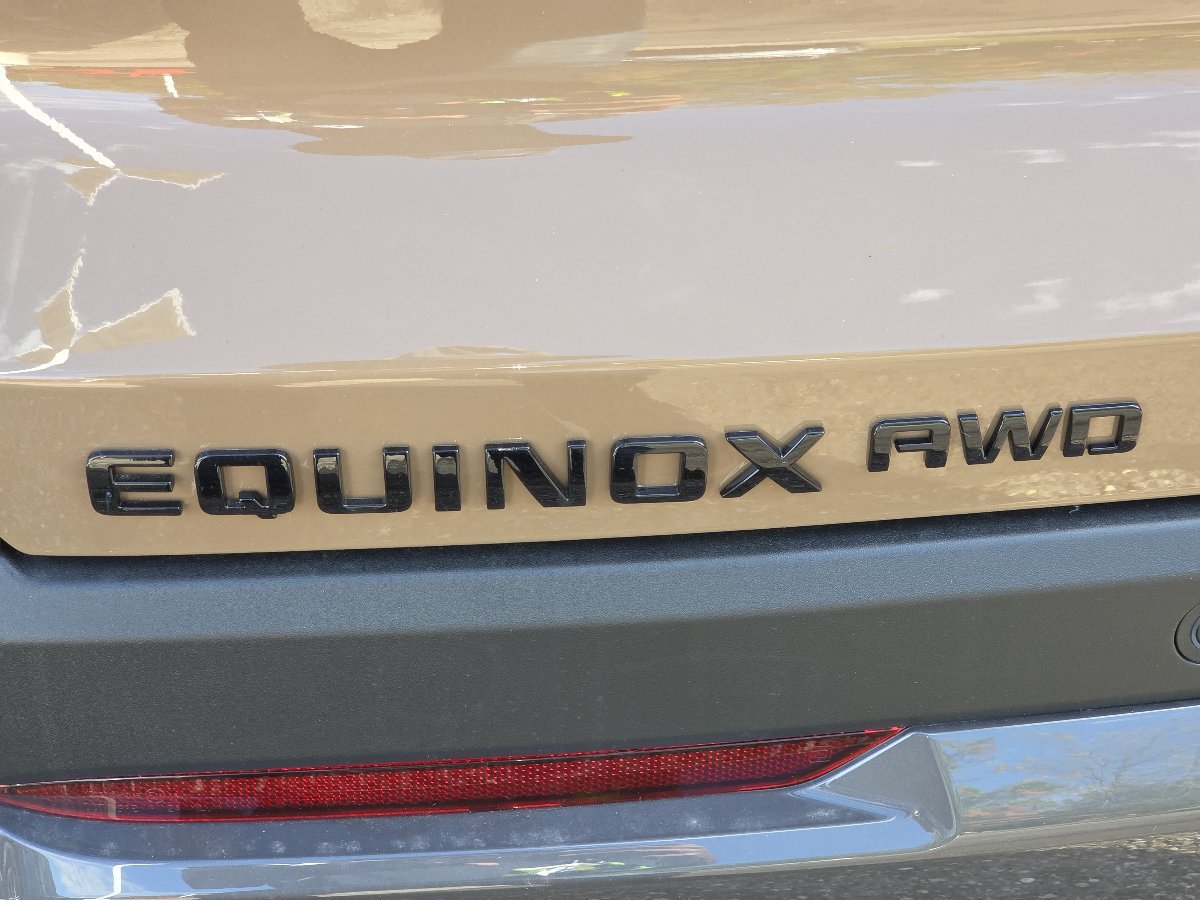 New 2027 Chevrolet Equinox ACTIV AWD/4WD image 7