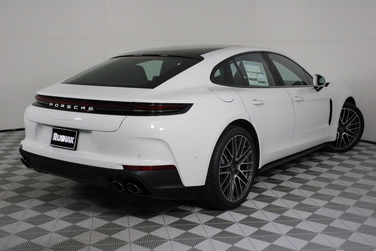 New 2026 Porsche Panamera RWD image 7