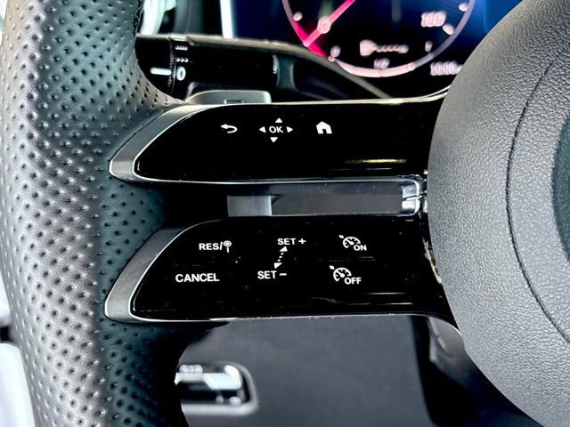 Used 2024 Mercedes-Benz CLE 300 4MATIC Coupe image 29