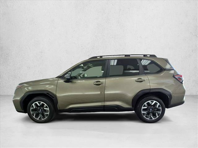 Used 2025 Subaru Forester Premium AWD/4WD image 9