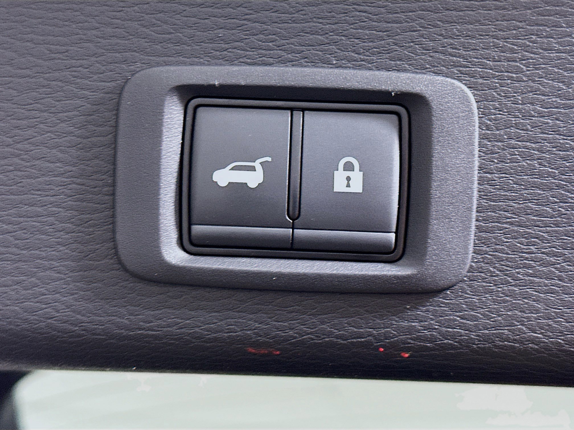 Used 2024 Mitsubishi Outlander SE FWD image 31