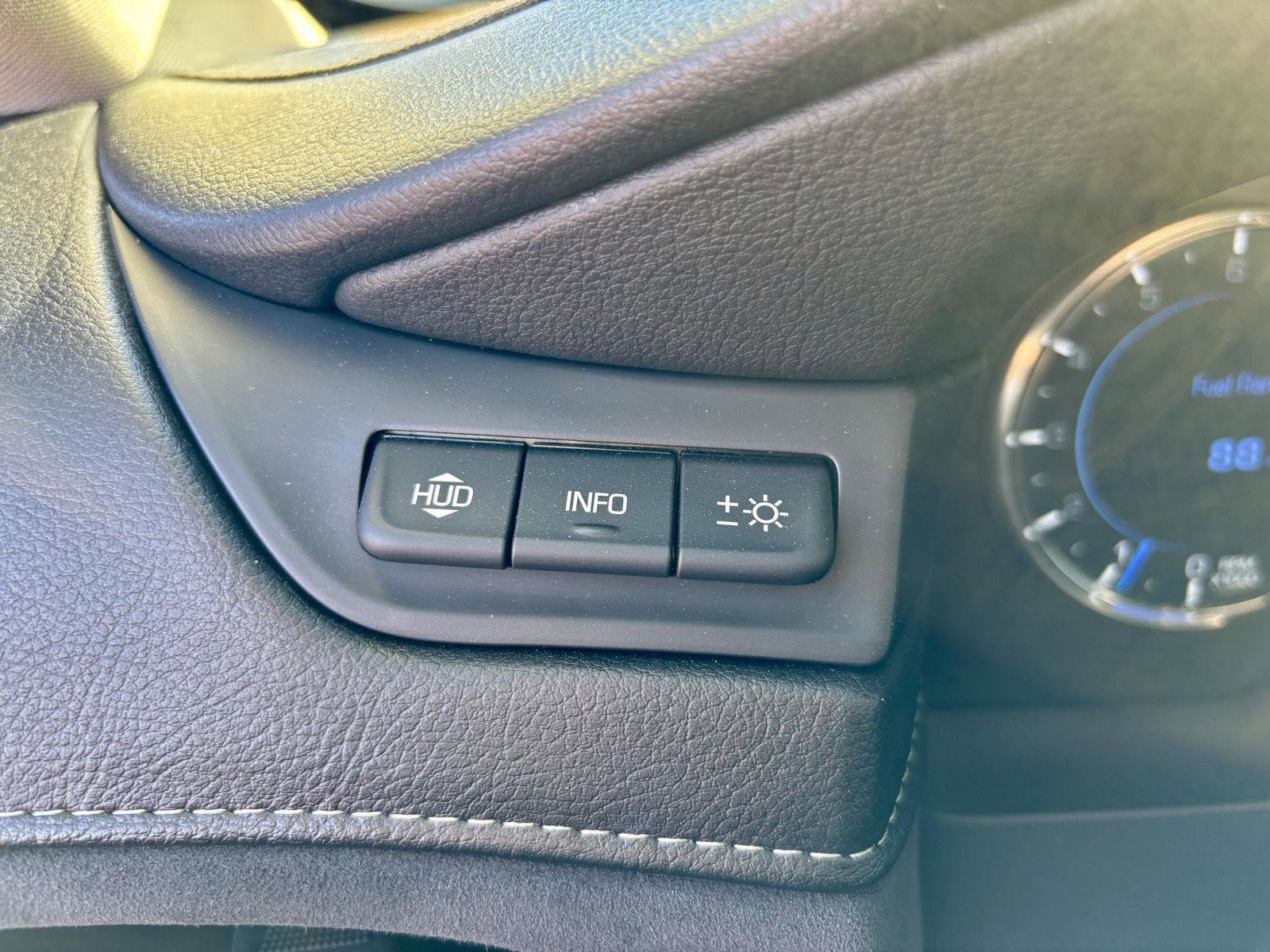 Used 2018 Cadillac Escalade Luxury image 26