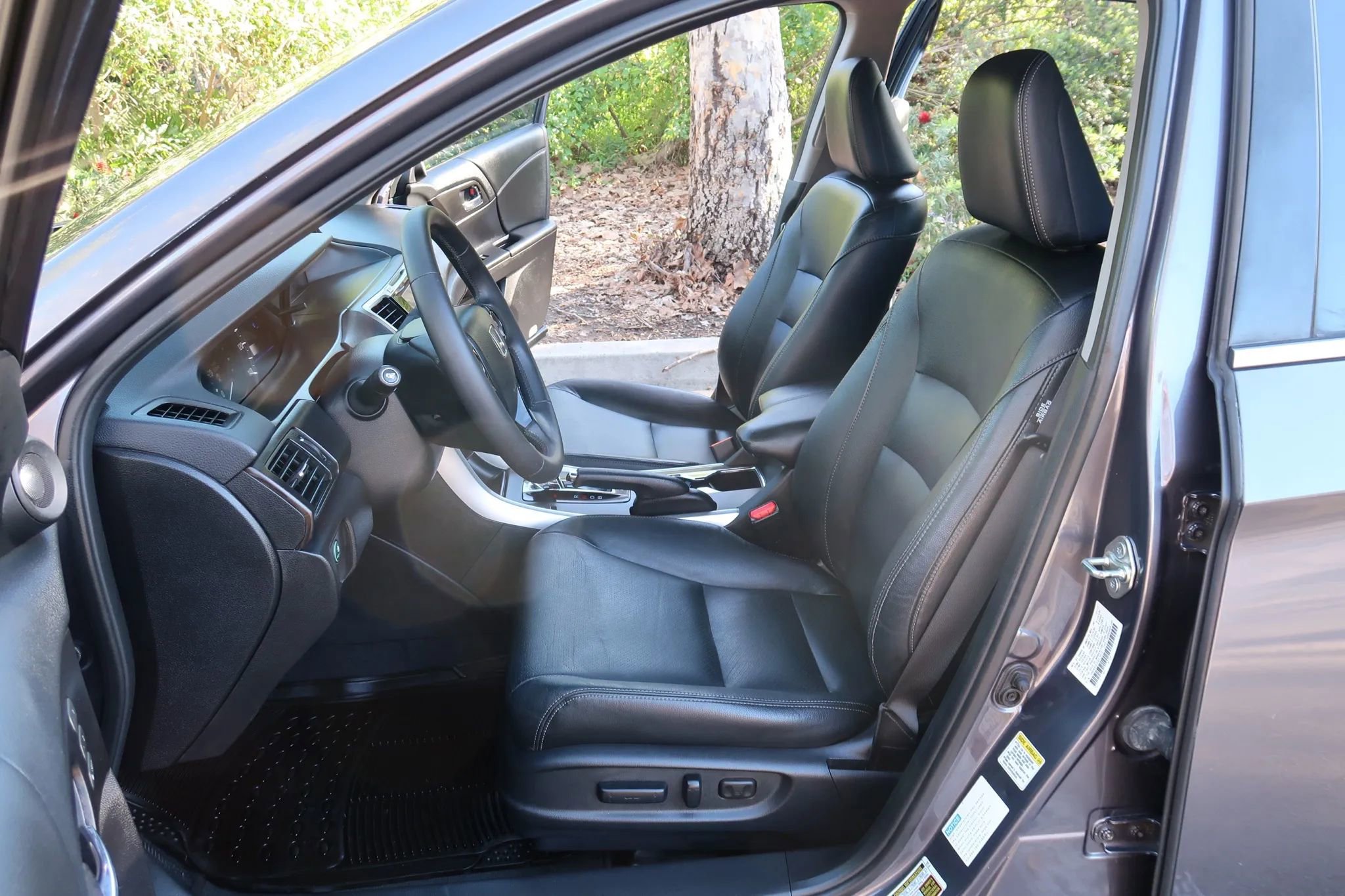 Used 2015 Honda Accord EX-L image 13
