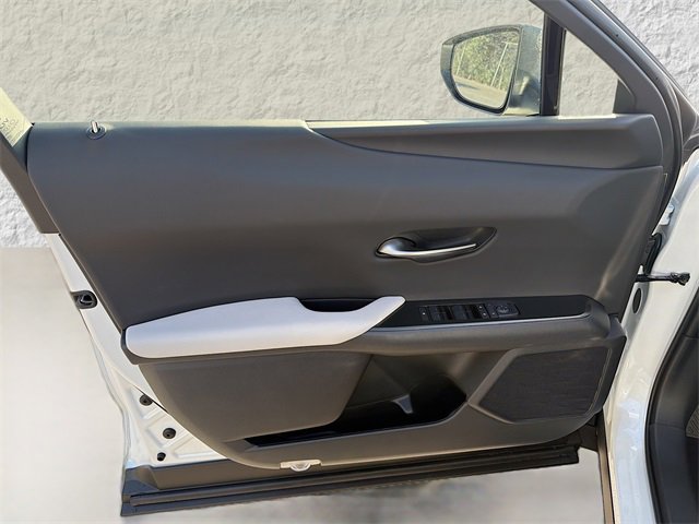 New 2025 Lexus UX 300h FWD image 21