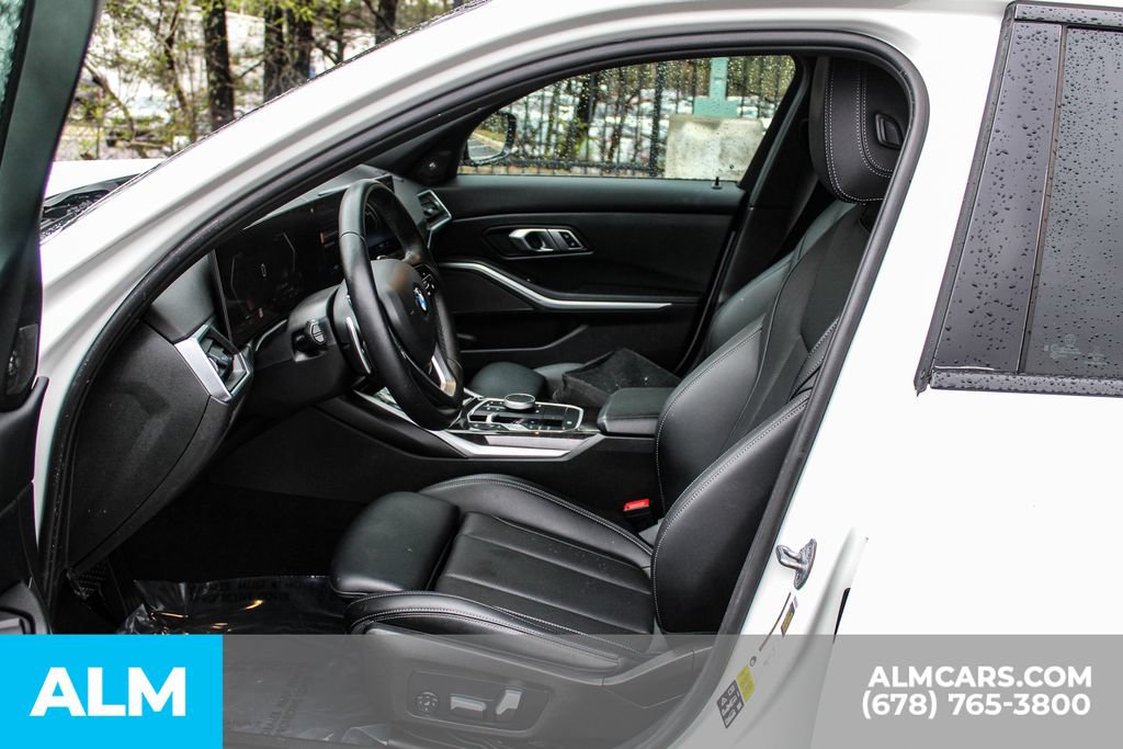 Used 2023 BMW 330i xDrive Sedan w/ Premium Package AWD/4WD image 16
