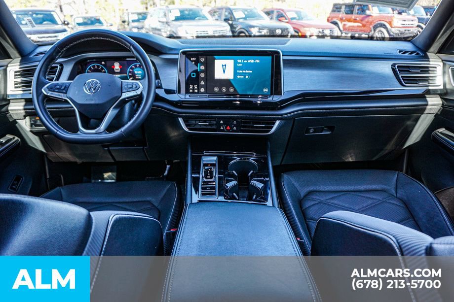 Used 2024 Volkswagen Atlas Cross Sport SE image 24