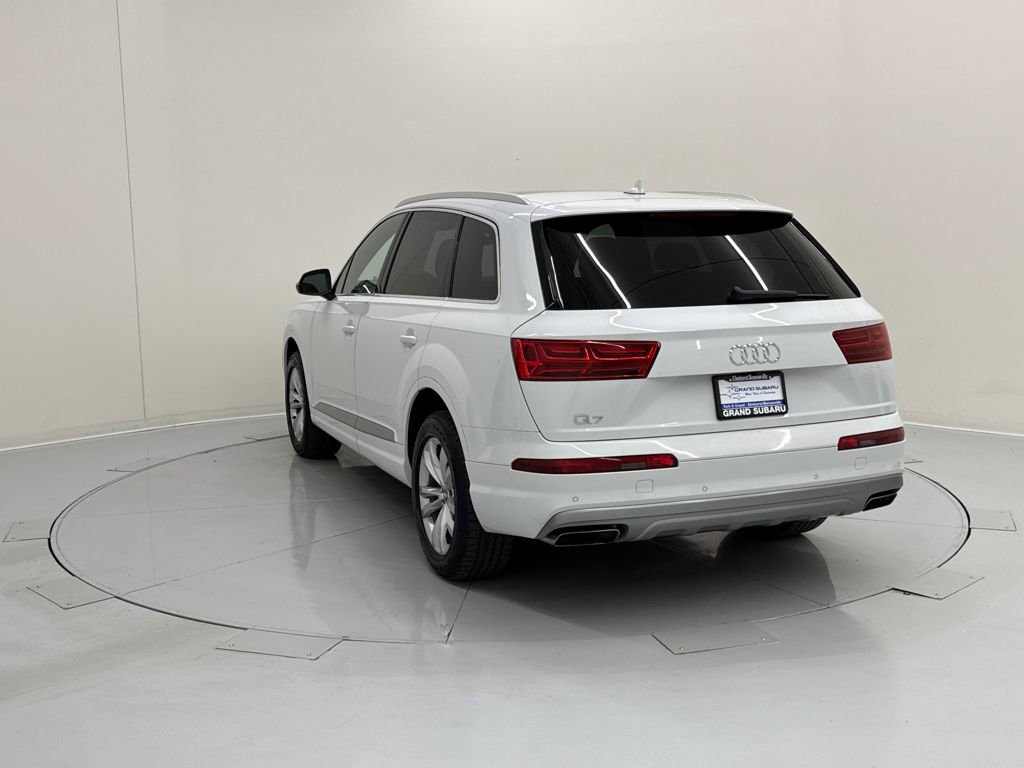 Used 2019 Audi Q7 2.0T Premium w/ Convenience Package image 3