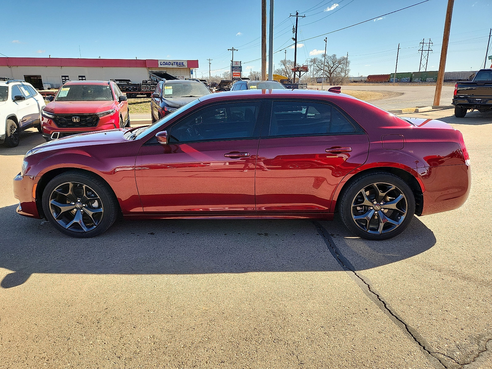 Used 2023 Chrysler 300 Touring L w/ Safetytec Plus Group image 2