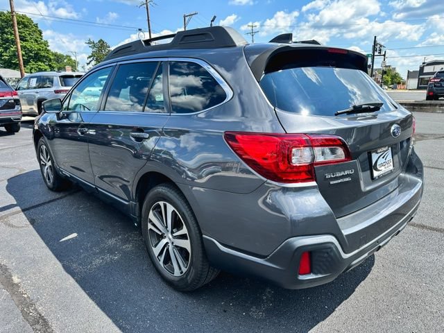 Used 2019 Subaru Outback 2.5i Limited AWD/4WD image 6