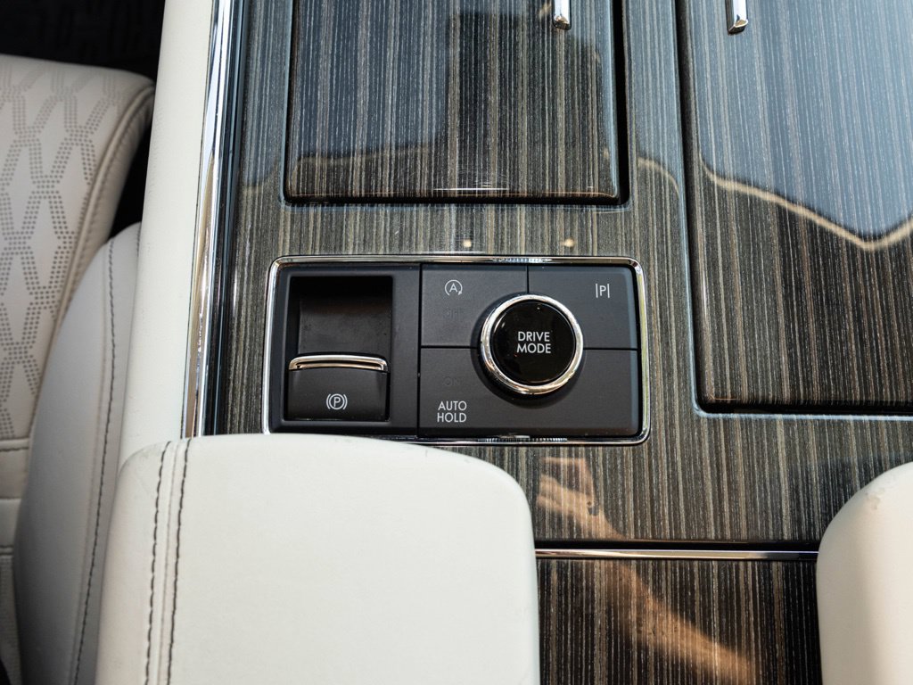 Used 2022 Lincoln Navigator L Black Label AWD/4WD image 37